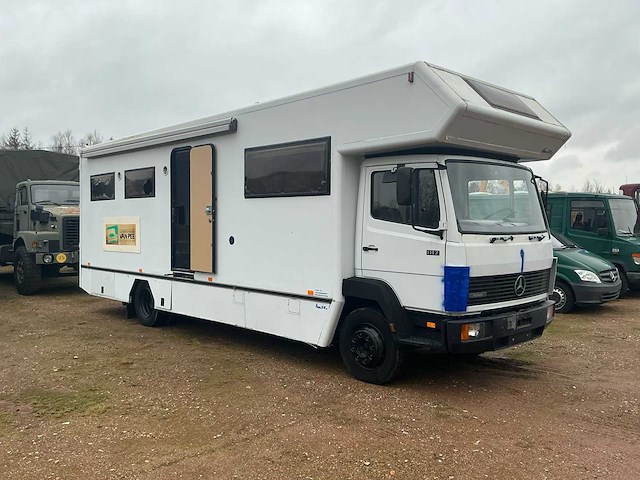 Mercedes-benz 1117n camper - afbeelding 22 van  26