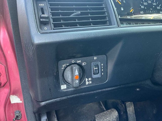 Mercedes-benz 190e oldtimer - afbeelding 2 van  43