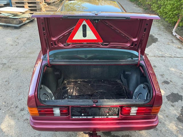 Mercedes-benz 190e oldtimer - afbeelding 3 van  43