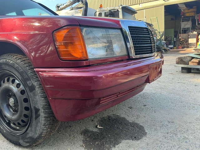 Mercedes-benz 190e oldtimer - afbeelding 25 van  43