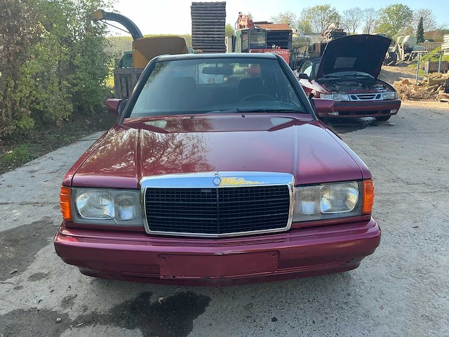 Mercedes-benz 190e oldtimer - afbeelding 34 van  43