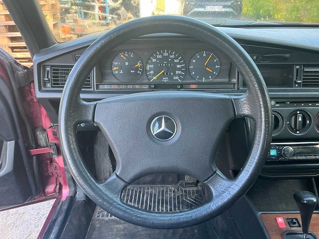 Mercedes-benz 190e oldtimer - afbeelding 40 van  43