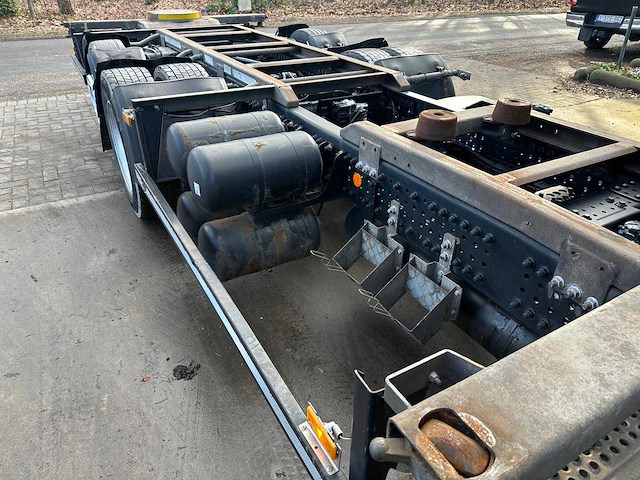 Mercedes-benz 2015 actros mp4 vrachtwagen - afbeelding 5 van  44