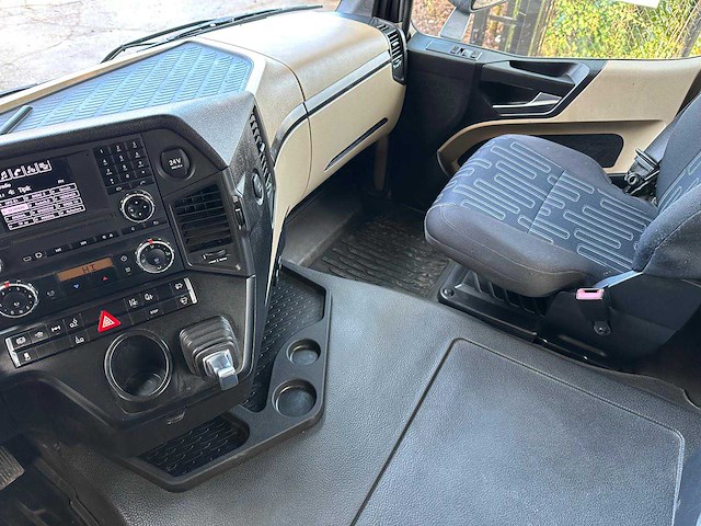 Mercedes-benz 2015 actros mp4 vrachtwagen - afbeelding 15 van  44