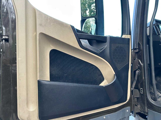 Mercedes-benz 2015 actros mp4 vrachtwagen - afbeelding 28 van  44