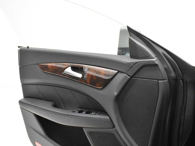 Mercedes benz 2015 cls 220d shooting brake - afbeelding 34 van  47