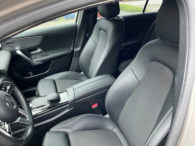 Mercedes-benz 2020 a 200 - afbeelding 13 van  32