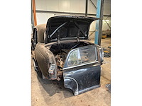 Mercedes-benz 220 s oldtimer - afbeelding 13 van  16
