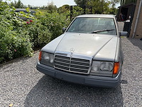 Mercedes-benz 220e oldtimer - afbeelding 39 van  39