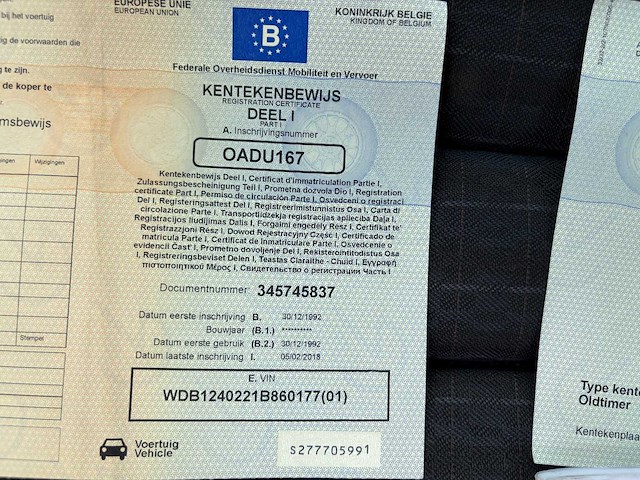 Mercedes-benz 220e oldtimer - afbeelding 24 van  25