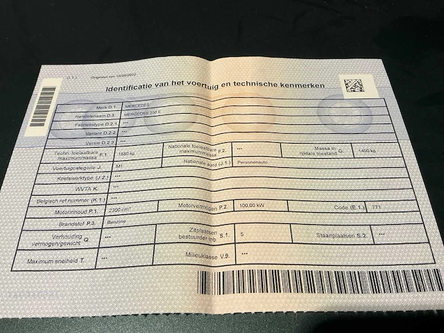 Mercedes-benz 230e oldtimer - afbeelding 18 van  26
