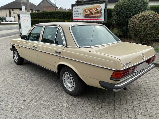 Mercedes-benz 240 d w123 240 d w123 voorouders - afbeelding 23 van  47