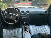 Mercedes-benz 240d pullman w123 personenauto - afbeelding 11 van  29