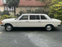 Mercedes-benz 240d pullman w123 personenauto - afbeelding 12 van  29