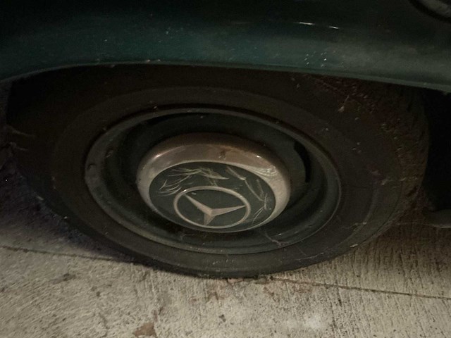 Mercedes benz 250 se berline oldtimer - afbeelding 13 van  50