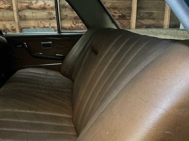 Mercedes benz 250 se berline oldtimer - afbeelding 28 van  50