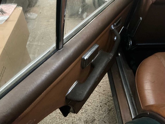 Mercedes benz 250 se berline oldtimer - afbeelding 29 van  50