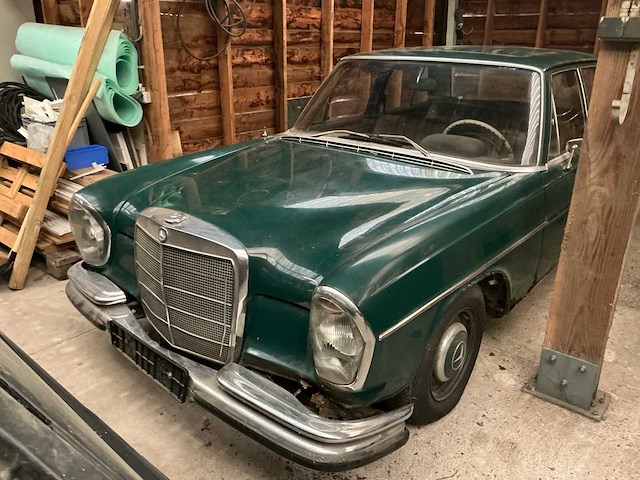 Mercedes benz 250 se berline oldtimer - afbeelding 3 van  50