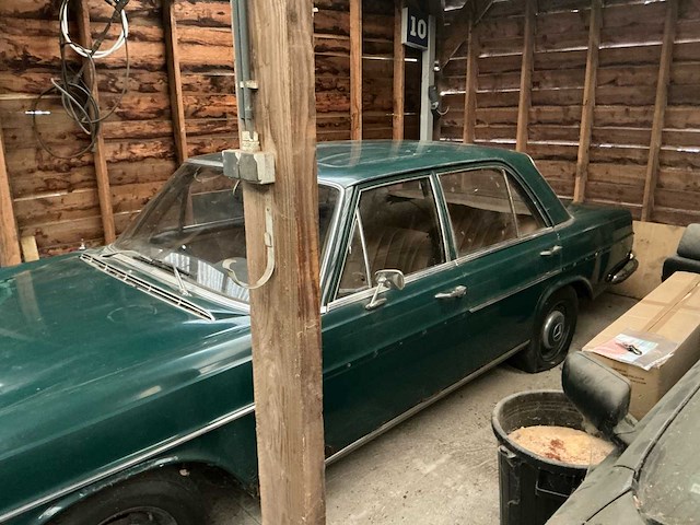 Mercedes benz 250 se berline oldtimer - afbeelding 4 van  50