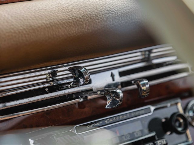 Mercedes-benz 250se coupé oldtimer - afbeelding 15 van  34