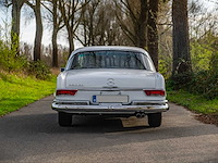 Mercedes-benz 250se coupé oldtimer - afbeelding 33 van  34