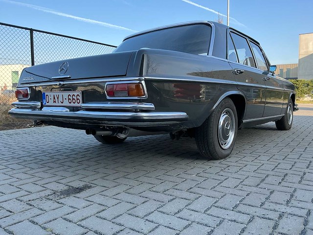Mercedes-benz 280s (w108) 1968 oldtimer - afbeelding 10 van  78