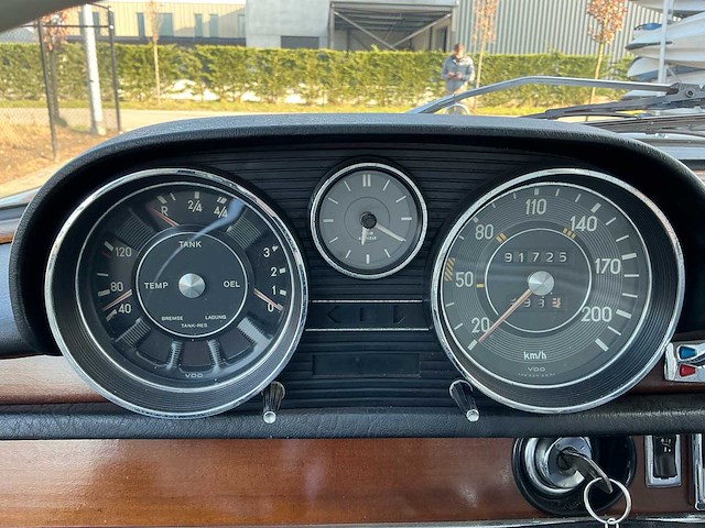 Mercedes-benz 280s (w108) 1968 oldtimer - afbeelding 20 van  78