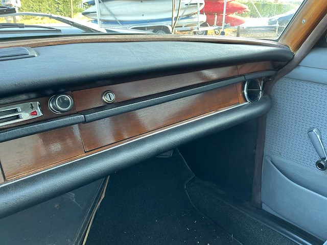 Mercedes-benz 280s (w108) 1968 oldtimer - afbeelding 26 van  78