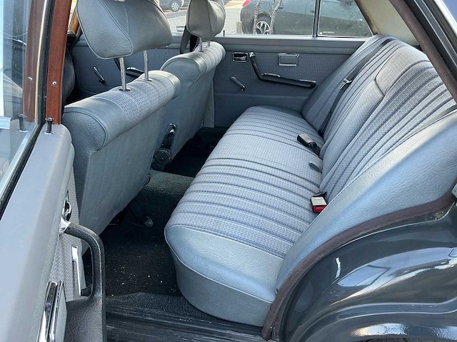 Mercedes-benz 280s (w108) 1968 oldtimer - afbeelding 41 van  78