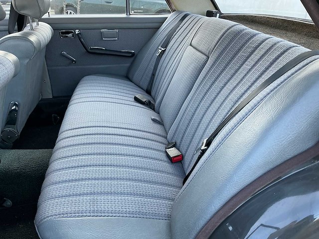 Mercedes-benz 280s (w108) 1968 oldtimer - afbeelding 42 van  78