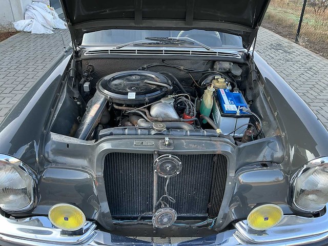 Mercedes-benz 280s (w108) 1968 oldtimer - afbeelding 53 van  78