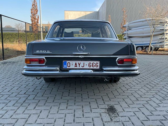 Mercedes-benz 280s (w108) 1968 oldtimer - afbeelding 56 van  78