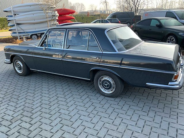 Mercedes-benz 280s (w108) 1968 oldtimer - afbeelding 76 van  78