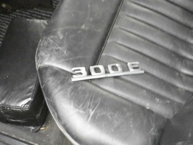 Mercedes-benz 300e - afbeelding 6 van  35