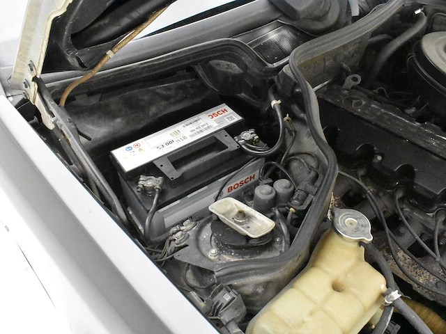 Mercedes-benz 300e - afbeelding 24 van  35