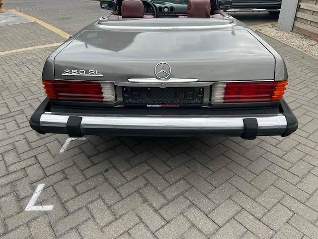 Mercedes-benz 380 sl 1985 - afbeelding 16 van  17