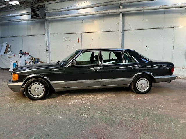 Mercedes-benz 420 sel oldtimer - afbeelding 12 van  29