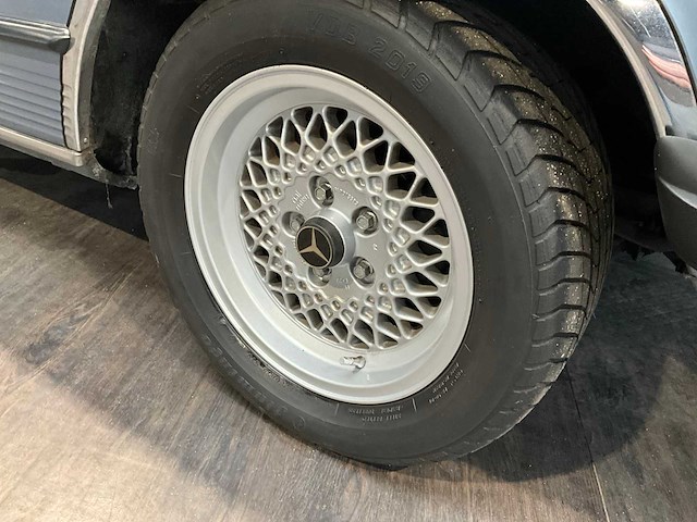 Mercedes-benz 450 sl - afbeelding 30 van  43