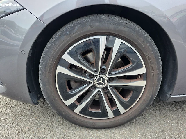 Mercedes-benz a 180 business line 2024 - afbeelding 28 van  39