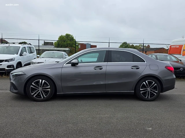 Mercedes-benz a 180 business line 2024 - afbeelding 35 van  39