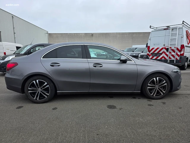 Mercedes-benz a 180 business line 2024 - afbeelding 36 van  39