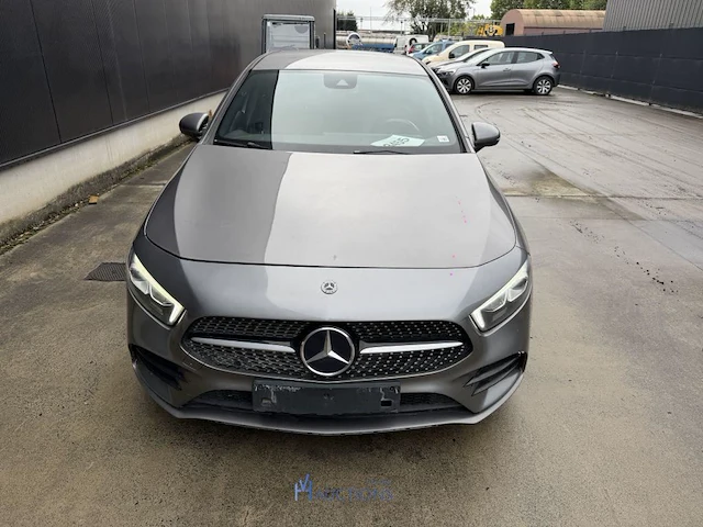 Mercedes-benz a 180 d - 2019 - afbeelding 3 van  10