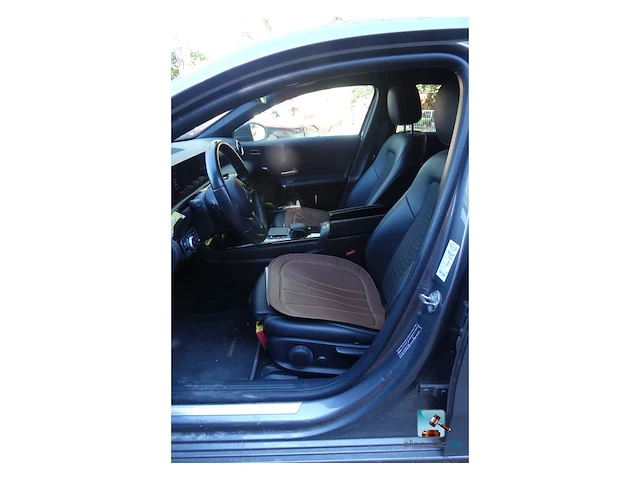 Mercedes-benz a 180 d - afbeelding 2 van  74