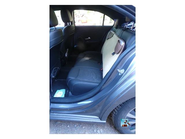 Mercedes-benz a 180 d - afbeelding 43 van  74