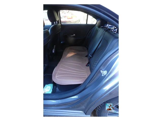 Mercedes-benz a 180 d - afbeelding 44 van  74