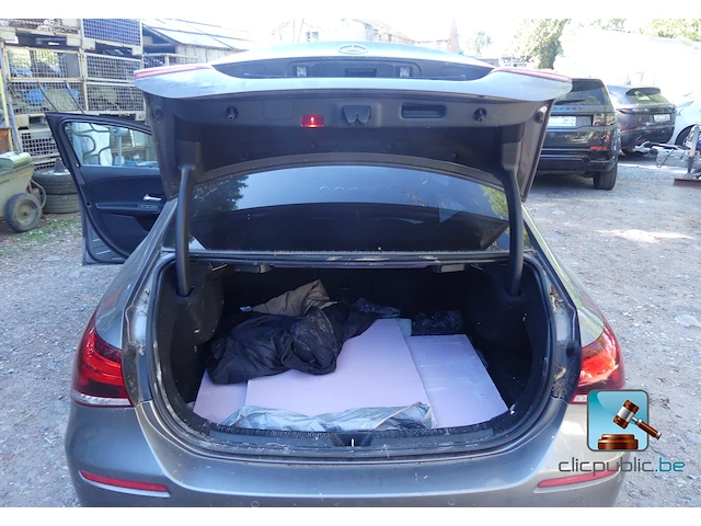Mercedes-benz a 180 d - afbeelding 46 van  74