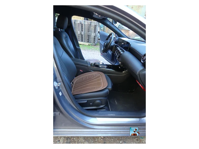 Mercedes-benz a 180 d - afbeelding 52 van  74