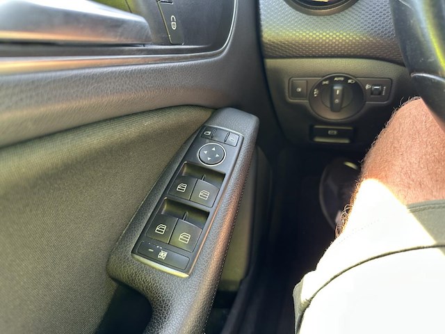 Mercedes-benz a-class (w176) 160 d 90 at, 2016 - afbeelding 8 van  36