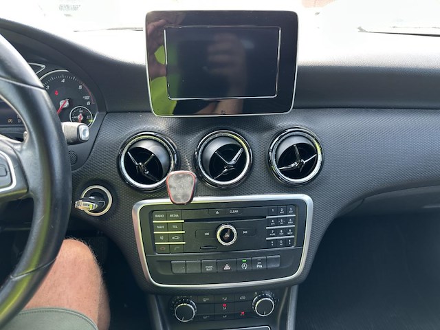 Mercedes-benz a-class (w176) 160 d 90 at, 2016 - afbeelding 9 van  36