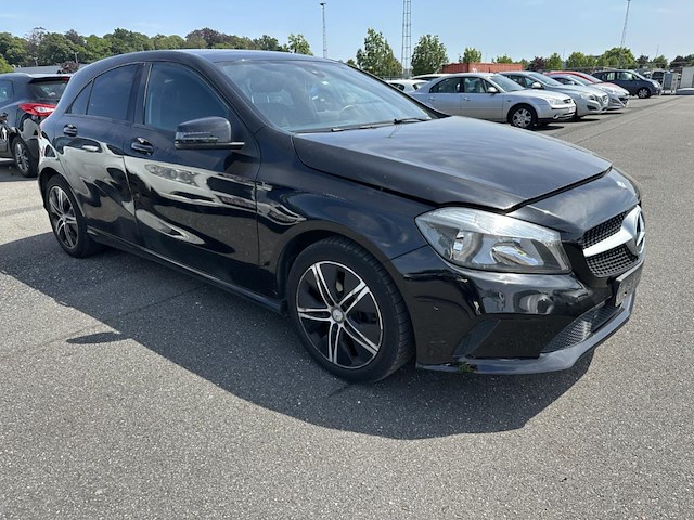 Mercedes-benz a-class (w176) 160 d 90 at, 2016 - afbeelding 23 van  36